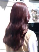 ピンクベージュ