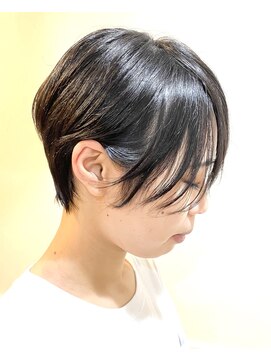 アイリス ヘアデザイン(IRIS HAIR DESIGN) 顔まわり短めショート