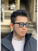 ドルクス 日本橋(Dorcus)&nbsp;髭　パーマ　刈り上げ　眼鏡　サングラス　イケオジ