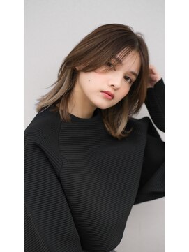 コア 銀座(COA) 切りっぱなロブとチョコカラー