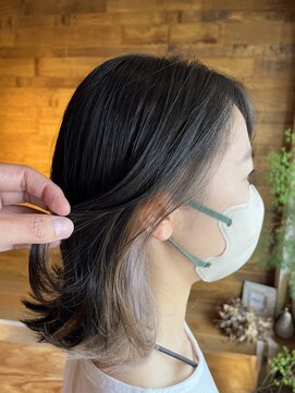 ブロス ザ ヘアー(bros.THE HAIR) 【美髪】外ハネインナーカラー