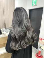 ジゼル(gisele)&nbsp;(飯塚)ホワイトハイライト