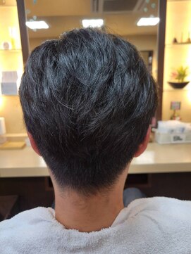 アットホームサロン 月 【学割U24】学割カット（中学生～大学生）3300円