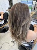 バレイヤージュのミルクティーベージュカラー