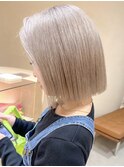 ショートボブハイトーンカラーミルクティーベージュダブルカラー
