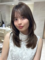 ミズチャーム(Ms.CHARM)&nbsp;レイヤーカット/オリーブグレージュ/縮毛矯正/コスメストレート