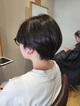 ポート(PORT) 30代40代50代耳だしショート