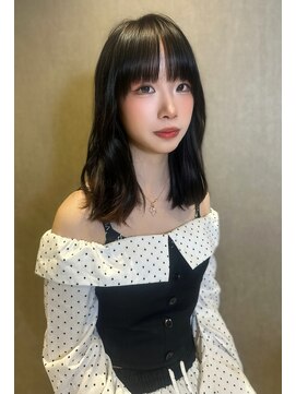 リア(Li'a) ゆるふわスタイル＋透明感＋ミディアム