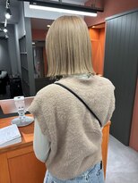 レブ 三条河原町(Reb,) ブリーチ一回でできるミルクティーベージュ