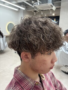 ルート バイ パルタージュ 大宮駅東口店(Root by PaRtage) フルブリーチ×パーマ