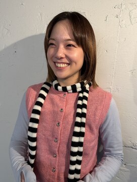 コードプラスリム(CODE+LIM) ミディアム/ミディアムボブ/前上がりボブ/顔周りレイヤー