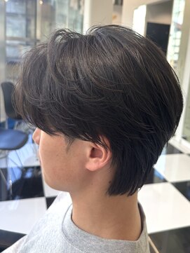 オーシャントーキョー(OCEAN TOKYO) 韓国マッシュフェザーパーマニュアンスパーマセンターパート黒髪