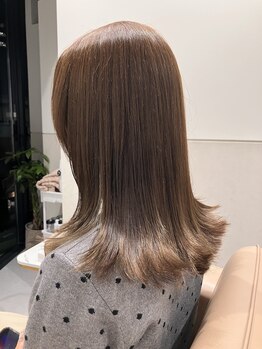 ひゃっか(100華)の写真/【大阪梅田駅1分】こだわり抜いた厳選トリートメントで理想の艶髪に/シルクの様な仕上がりを叶える