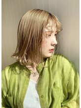 ファミーユ(Fameu)&nbsp;【Wカラー】ブリーチ+カラー+トリートメント【イメチェン】