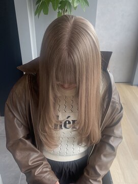 トロワ 高崎(TROIS.) ミルクティーベージュ