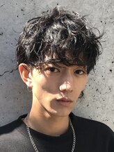 dvine船橋で人気の緩めスタイル《フェザーパーマ》と《シャドウパーマ》をご紹介！[新船橋駅/波巻きパーマ]