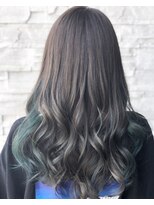 アールトゥーヘアー(art To Hair)&nbsp;ブルー系インナーカラー