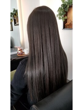 エルアリビオ(el Alivio) 透明感☆『アッシュベージュ』