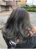 外国人風カラーバレイヤージュスタイル