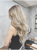 ブロンドヘアー