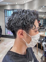 エフエム 明大前(FM)&nbsp;ソフトツーブロック/刈り上げ/センターパート/ツイスト/ビジネス