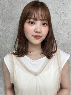 ジョエミバイアンアミ(joemi by Un ami) グレージュカラーシルキーベージュくびれヘアレイヤーカット