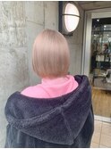 切りっぱなしボブ 2ブリーチ ミルクティーホワイトベージュ 原宿