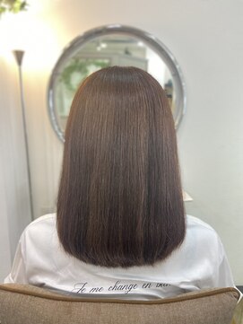 ビィーワンイースト(Be 1 EAST) ミディアムボブ