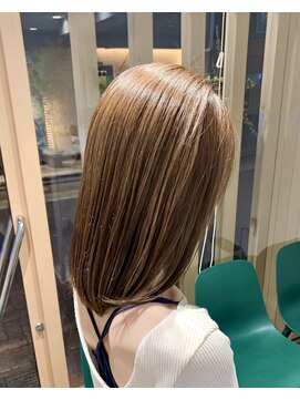 グリーンフィールコパン(green feel copains) 艶感オークルベージュ