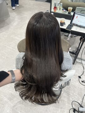 ルクス(Luxs) 【大人うる艶髪】グレージュ