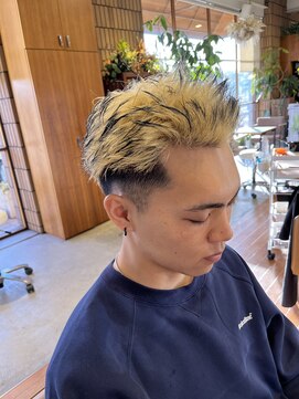 シーツー 川口店(C2) ハイトーンブラック