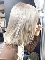 ムク 横浜店(muku)&nbsp;ダブルカラーベージュカラーケアブリーチハイトーンカラー韓国