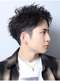 横顔も決まるツイストシェイドショート