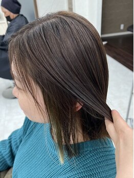 ヘアーサロン アサヒ(Hair salon asahi)の写真/【大人女性へ】ワンランク上の仕上がりに。一味違うデザインカラーで、グレーカラーもオシャレに＊