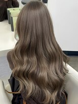 アイトーキョーエス 渋谷(AI TOKYO S)&nbsp;ヘーゼルグレージュ透明感カラーイルミナカラーダブルカラー前髪