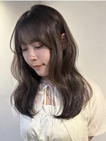 シエカ(CIECA.)&nbsp;黒髪/ボブルフ/ネビージュ/小顔/ワンレン/スペインカール