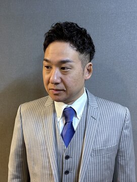 ビーダンディー(Bee dandy) ビジネスツーブロック ベリーショート デザインカールパーマ