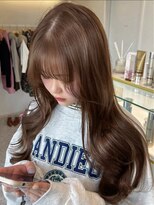 ラヴィ(Lavie)&nbsp;ハイライトカラーミルクティーベージュレイヤーカット