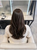 コテ巻きが映えるロングレイヤー