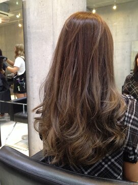 アライブ ハラジュク(ALIVE harajuku) 【ALIVE原宿】明るめアッシュベージュグラデーション☆彡527