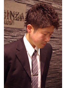 プレミアムバーバー 銀座店(PREMIUM BARBER produce by HIRO GINZA) ビジネスナチュラルツーブロック