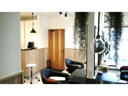 アルスティヘア シールド(ars t hair SHIELD)の写真