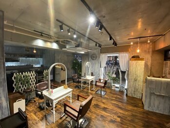 ミーツ バイ カシェート 武蔵藤沢店(meets by cachette)の写真/5席の落ち着いた空間。じっくり時間をかけて仕上げるので納得の仕上がりに◎提案力の高さが人気の理由♪