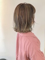 コマド(Comado)&nbsp;【春スタイル★Check★】ハイトーン×ハイライト×外ハネボブ