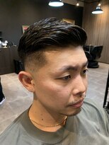 スリーマンズバーバークラブ(THREEMAN'S BARBER CLUB) スキンフェード　アップバング