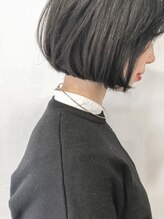 【コンパクトボブであどけなさと垢抜け感を】ショートにするか迷っている方はまずはコンパクトボブから♪