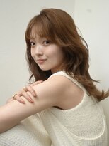 ルーパバイミュージアム(LOOPA by museum) メロウベージュ×レイヤーカット/ダブルカラー