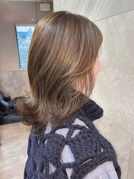 ドゥマン(Demain) メルティカラー 似合わせカット ウェーブミディアム 小顔