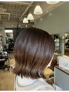 イルファ セイユウ 上野芝店(ehl:fa SEIYU) ミディアムボブ