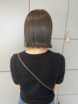 フラワーズビィーオーディー(FLOWERS BOD) ぱつっとボブ